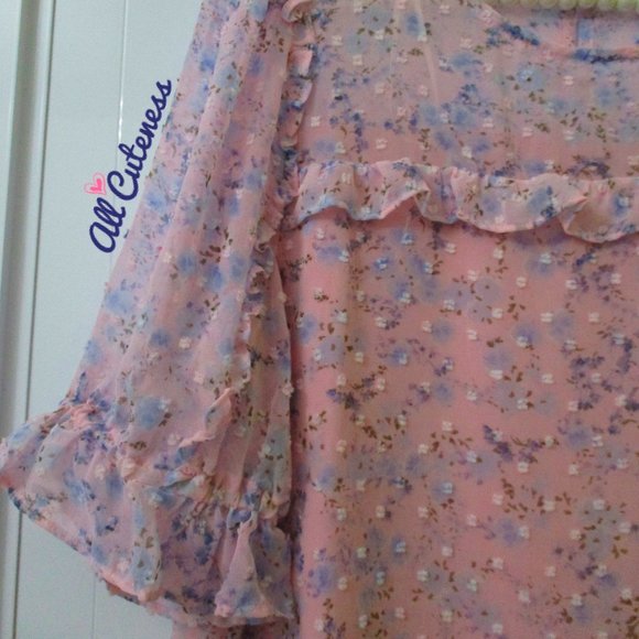 CECE Floral Print Top Size S - Picture 5 of 7